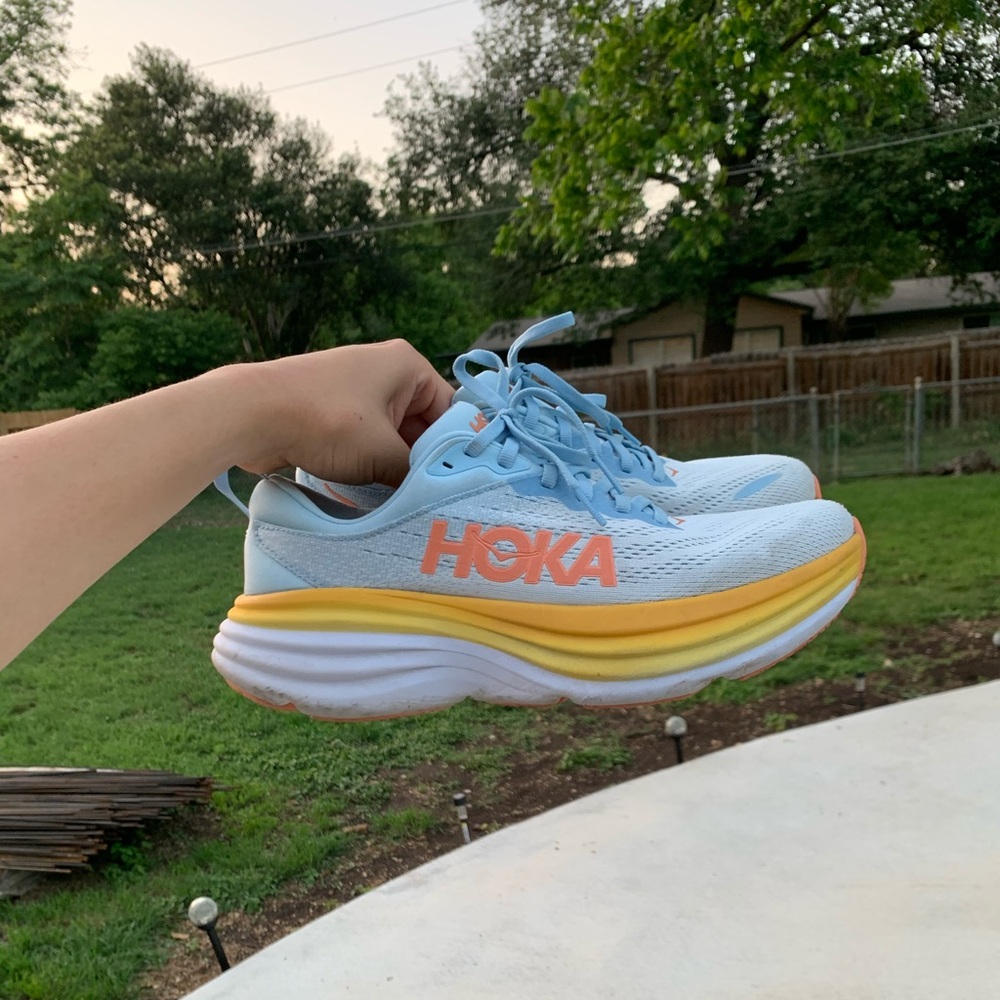 HOKA Bondi 8